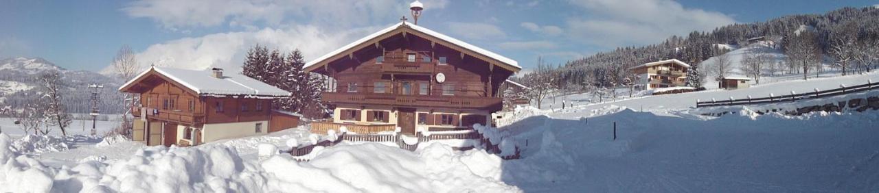 Villa Schiessling Hof à Oberndorf en Tyrol Extérieur photo